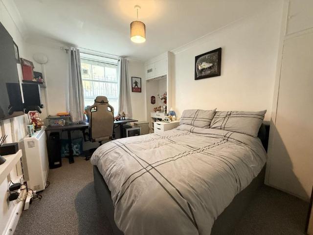 Apartment for rent in Lynworth, Golden Valley