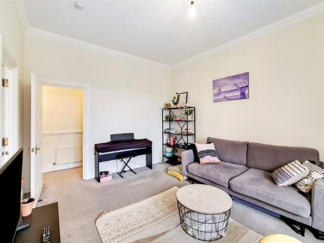 Apartment for rent in Shepherd's Hill, Crouch End