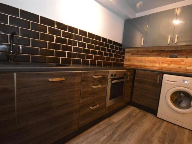 Apartment for rent in Claughton, Oxton