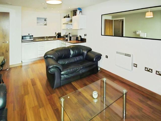 Apartment for rent in Little Woodhouse, Leeds