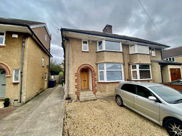 House for rent in Risinghurst and Sandhills, The Slade