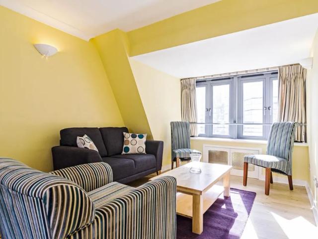 Apartment for rent in Bishopsgate Without, Lyons