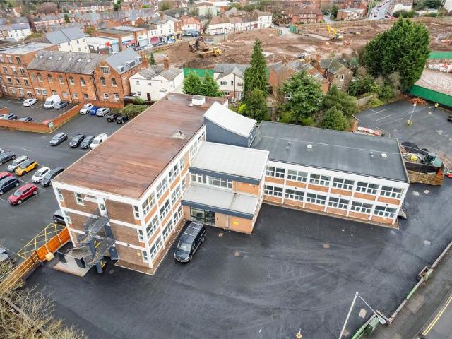 Flat for rent in Telford