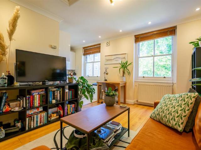 Flat for rent in Notting Hill, Greater London
