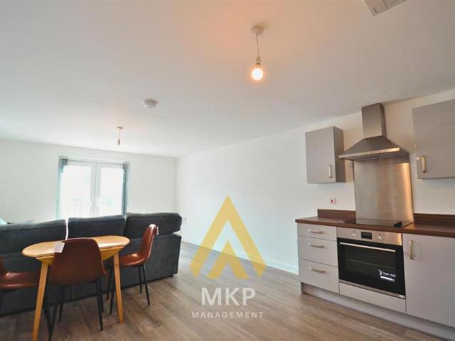 Flat for rent in Stirchley, West Midlands