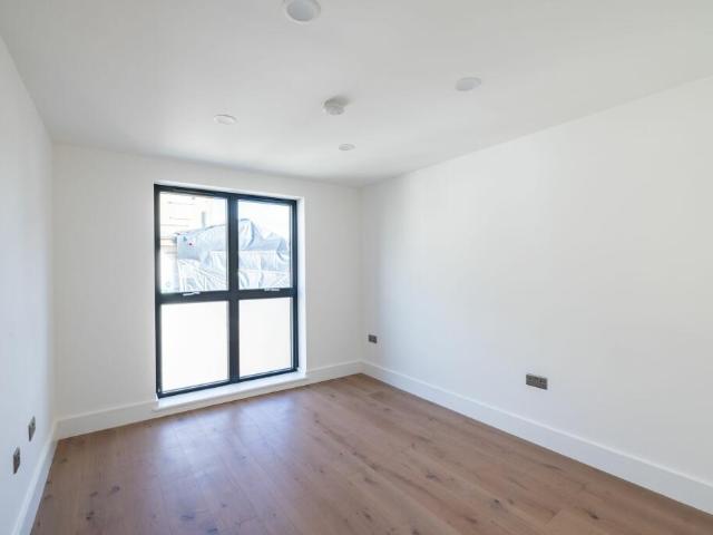 Flat for rent in London Borough of Croydon, South Norwood