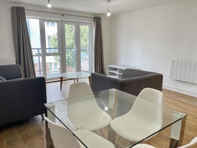 Apartment for rent in Kilnwood Vale, Horsham