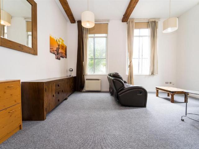 Flat for rent in City Centre, Georgia