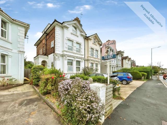 Flat for rent in St James, Sandown Park