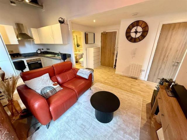 Apartment for rent in Farnworth, Bolton