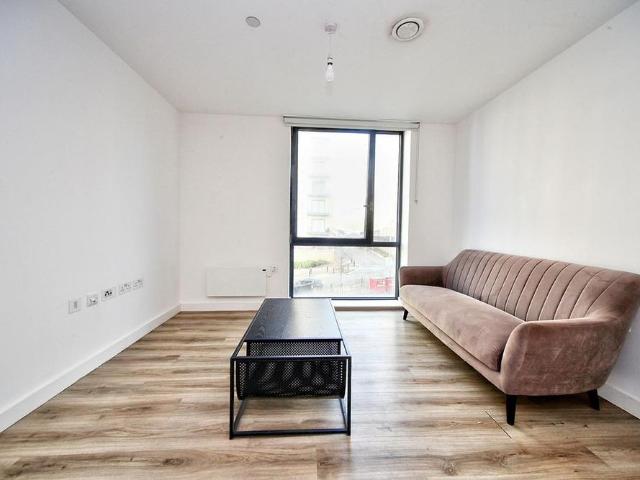 Apartment for rent in Spring Park, Luton
