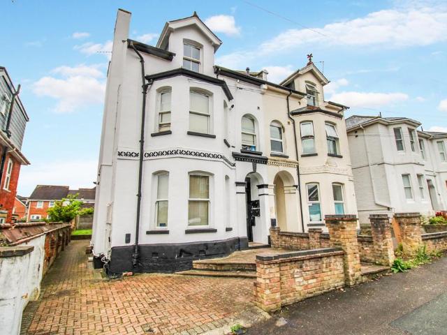 Flat for rent in North Town, Aldershot