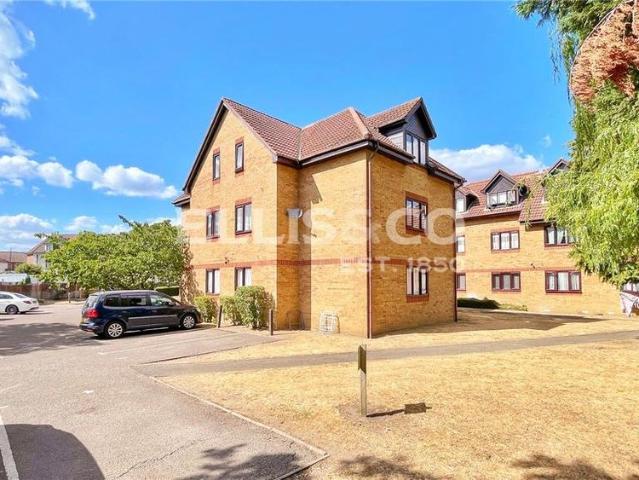 Apartment for rent in Sudbury, Greater London