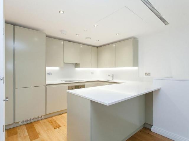 Apartment for rent in London Borough of Ealing, Greater London