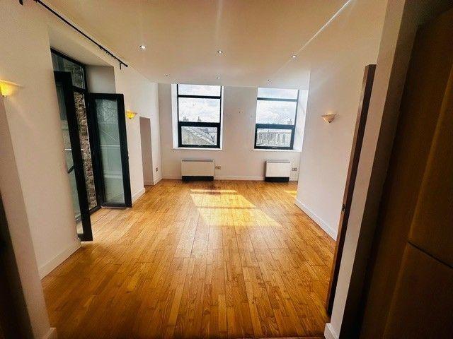 Apartment for rent in Drighlington, Adwalton