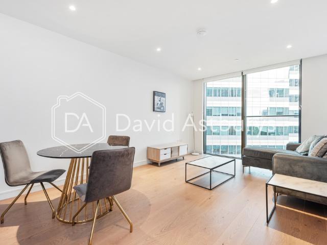 Apartment for rent in Canary Wharf, Greater London