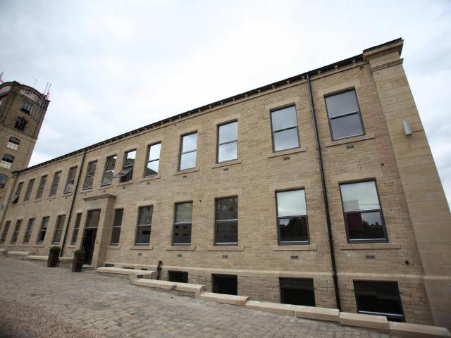 Flat for rent in Batley, West Yorkshire