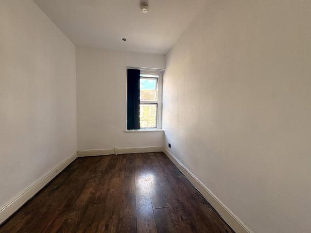 Flat for rent in Plasnewydd, Falcon Lodge