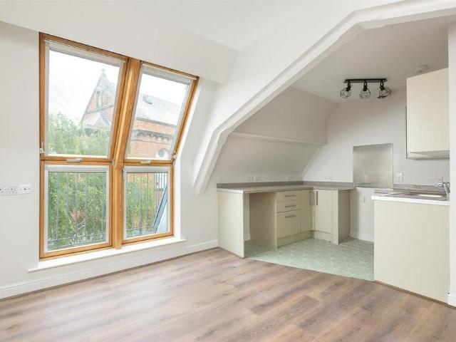 Apartment for rent in Lowfield, South Yorkshire
