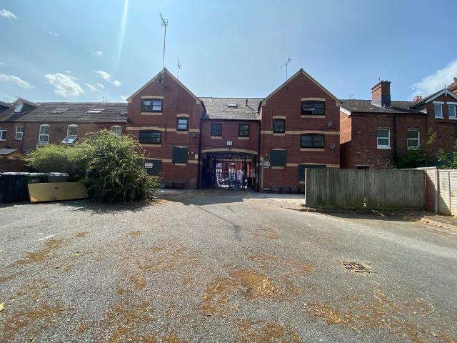 Flat for rent in Blakebrook, Rushock