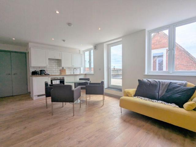 Flat for rent in Southport