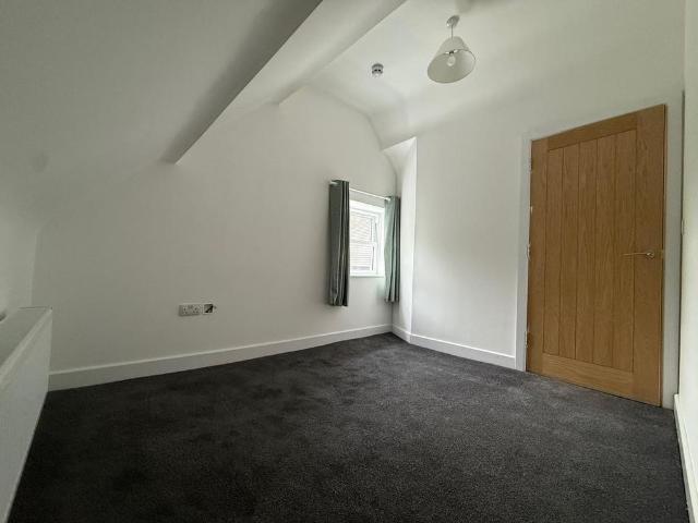 Apartment for rent in The Wharf, Beamhurst