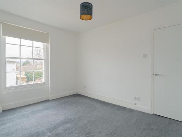 Apartment for rent in Ewens Farm, Golden Valley