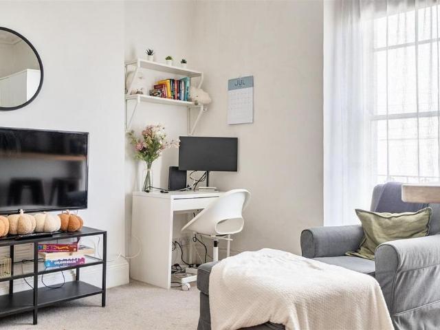 Apartment for rent in Feckenham, City Of Bristol
