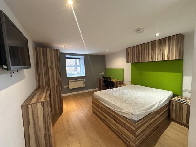 Apartment for rent in Huddersfield, West Yorkshire