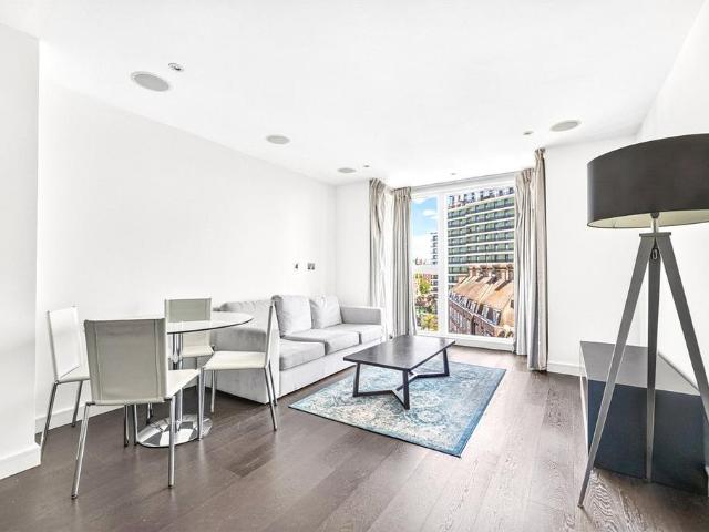 Flat for rent in Pimlico, Greater London