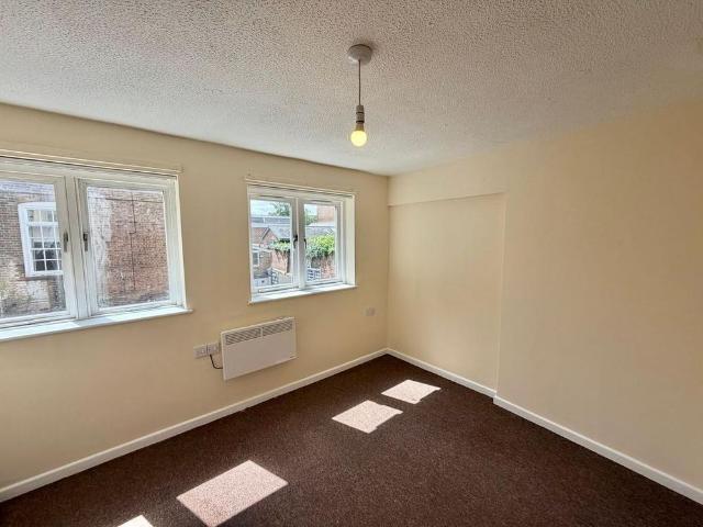 Apartment for rent in Wilton, Rumwell