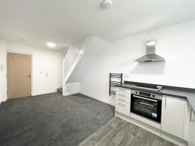 Apartment for rent in Longton, Stoke-on-Trent