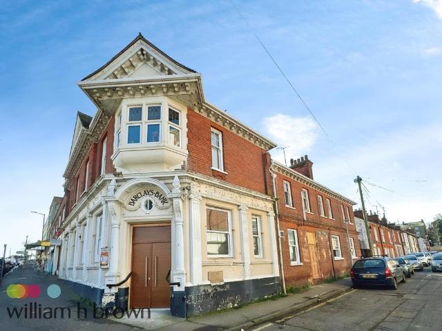 Flat for rent in Dale Hill, Essex