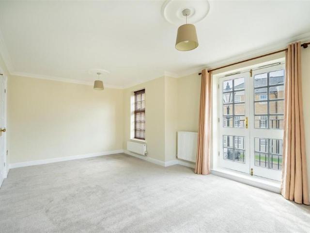 Apartment for rent in High Field, York