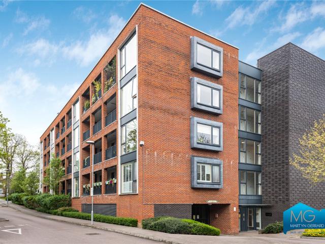 Apartment for rent in Cockfosters, Greater London