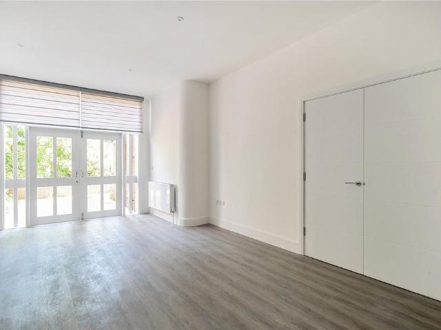 Flat for rent in Kilburn, Greater London
