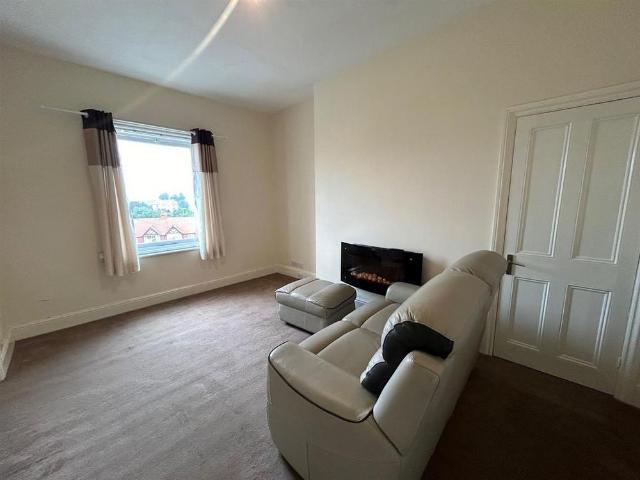 Apartment for rent in South Cliff, Kepwick
