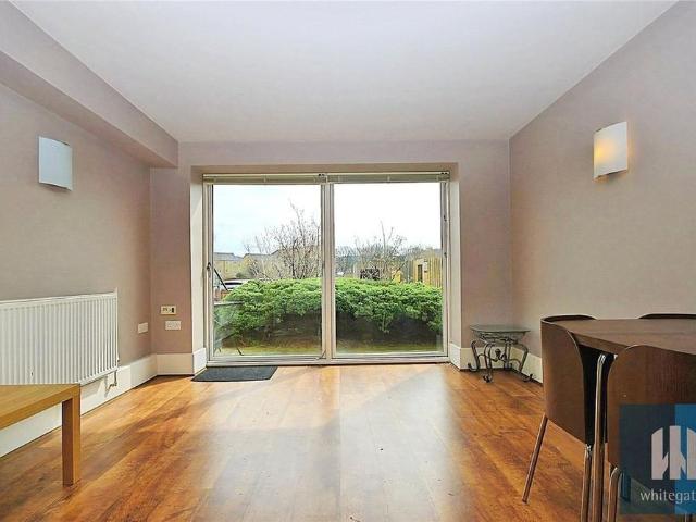 Apartment for rent in Lower Hopton, Mirfield