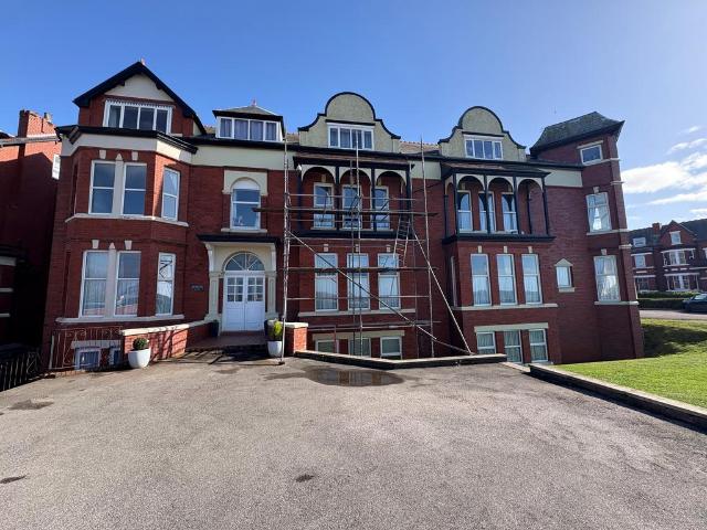 Flat for rent in Southport, Sefton
