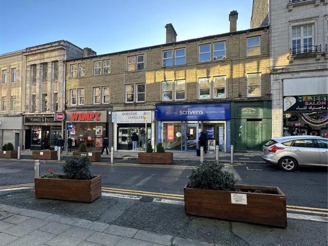 Flat for rent in Highfields, Huddersfield