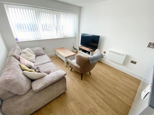 Apartment for rent in Spring Park, Isle Of Man