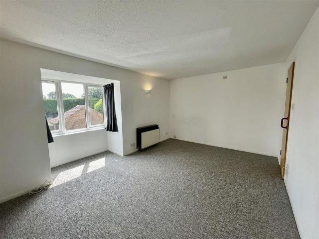Apartment for rent in Wickhurst Green, Horsham