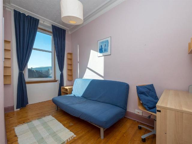 Apartment for rent in Hillside, Leith