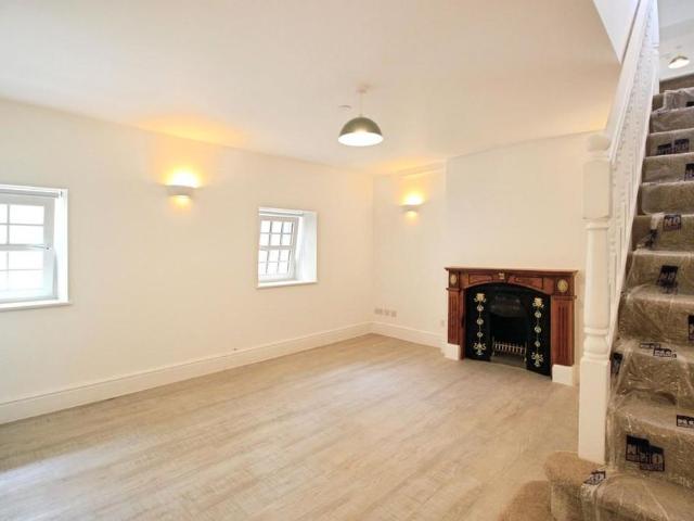 Apartment for rent in Pen-y-Coed, Penmaenmawr