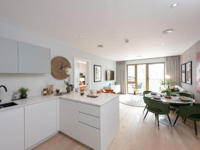 Apartment for rent in London Borough of Hounslow, Strand