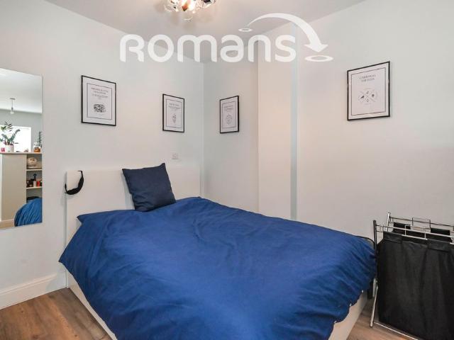 Studio for rent in Buckler's Park, Crowthorne