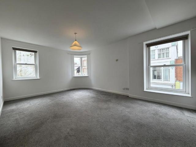 Apartment for rent in Watergate, Devon