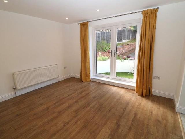 Apartment for rent in Charlotteville, Westborough