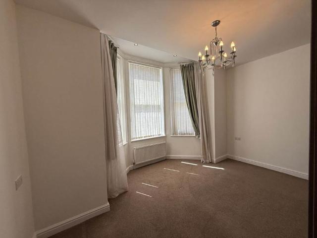 Apartment for rent in Calderstones
