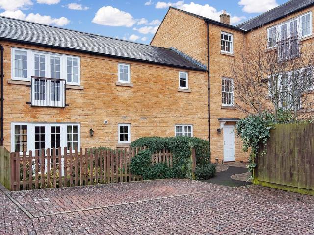 Flat for rent in Crookhill, Worcestershire